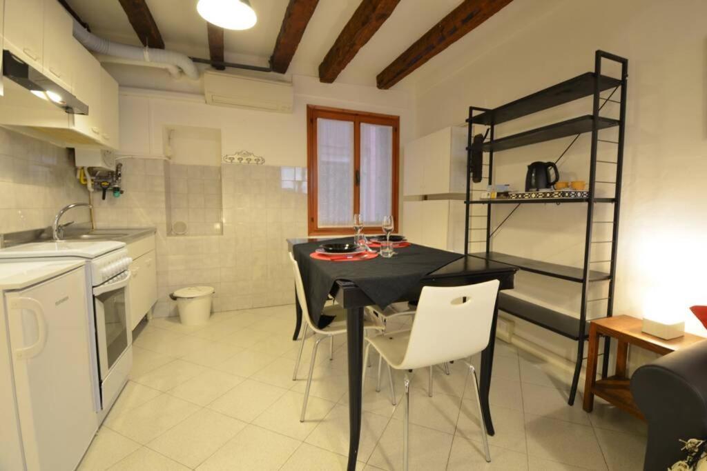 Carlo'S Studio By Venicevillas מראה חיצוני תמונה